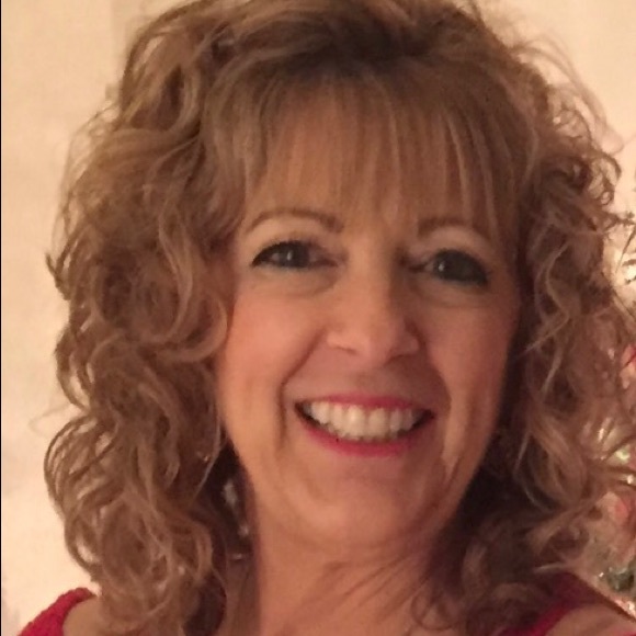 Meet your Posher, Linda - Picture 1 of 1